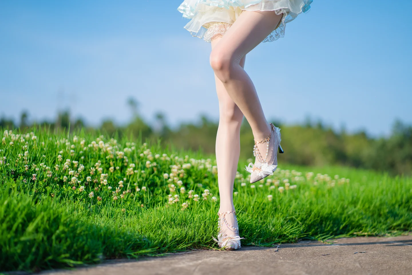 拍了个就这&吃了个迟 - 玉足二期 [48P-627MB] tg@simisebaisi 【丝足阁】024.webp